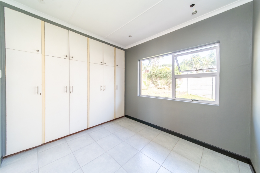5 Bedroom Property for Sale in Beacon Bay Eastern Cape